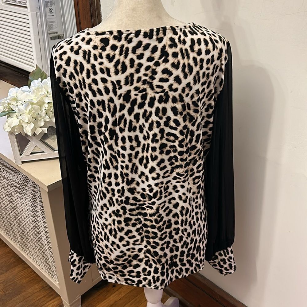 Vince Camuto animal print long black sheer sleeve blouse Size L EUC - Picture 7 of 11